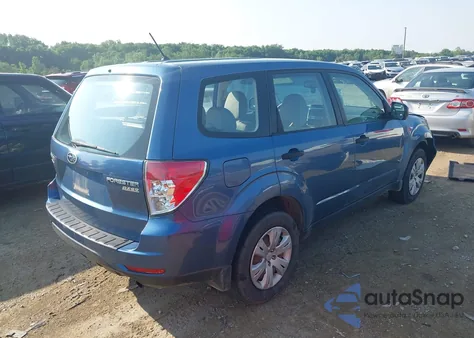 2010 Subaru Forester 2.5X z USA, uszkodzony, nr VIN JF2SH6AC1AH760889